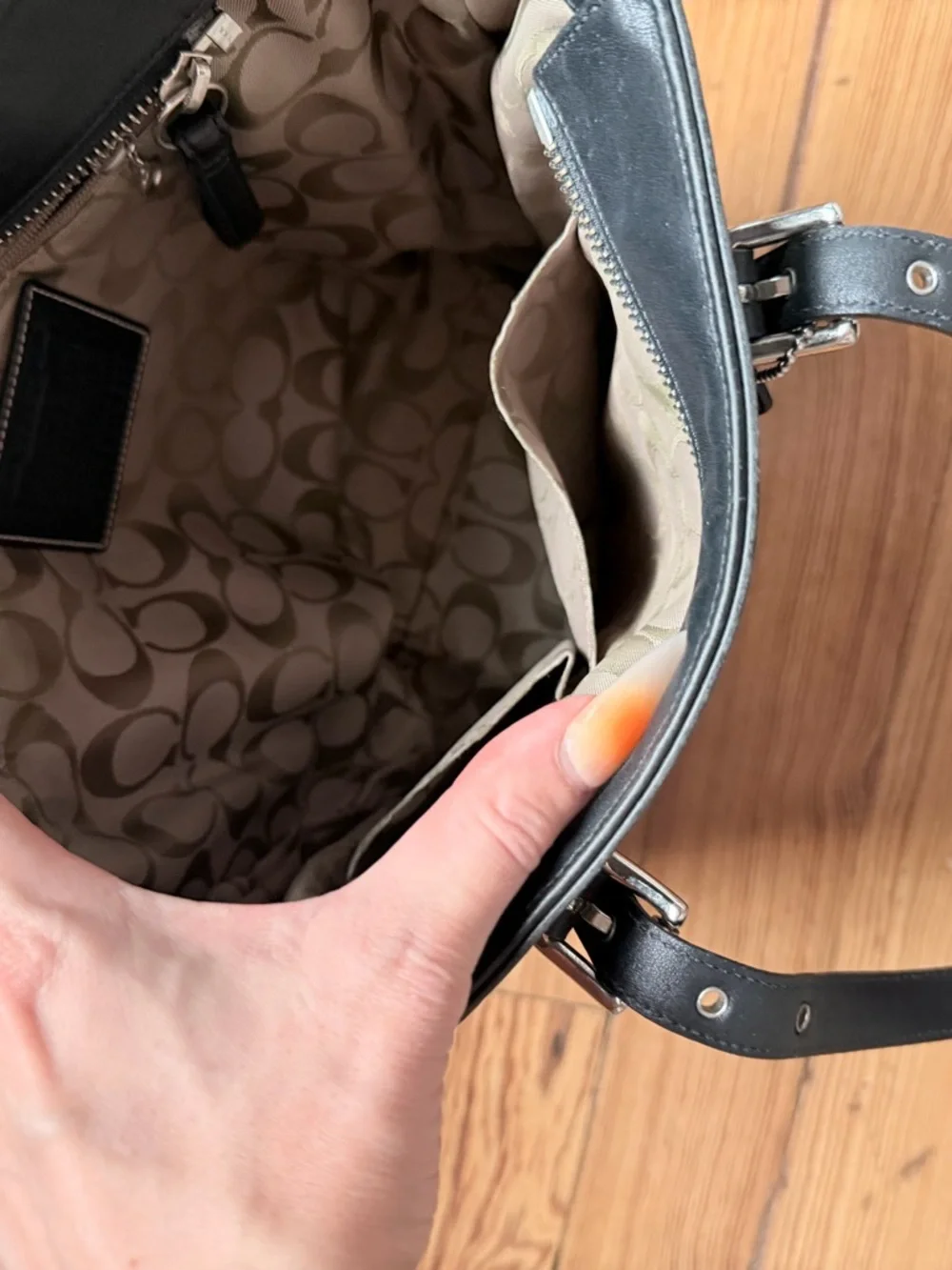 COACH Black Leather Shoulder Tote with Signature Tag - Picture 2 of 3